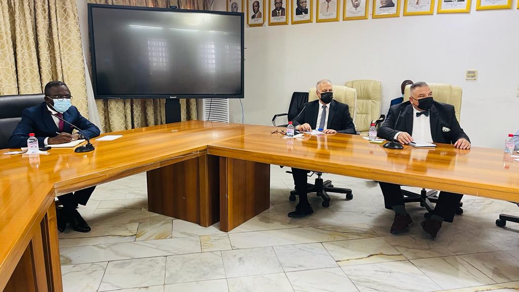 Meeting with the Minister of Finance – Brazzaville <br><br>17 Oct 2021 to 01 Nov 2021 – The official delegation of the Arab-African Council and the Swiss organization REFAI-NGO to Central Africa